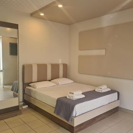 Sergios Apartments 1 亚历山德鲁波利斯 外观 照片